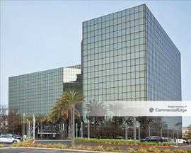 4000 MacArthur - East Tower