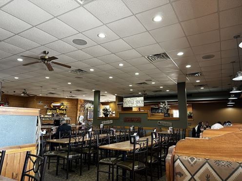 1500 W 18th St S