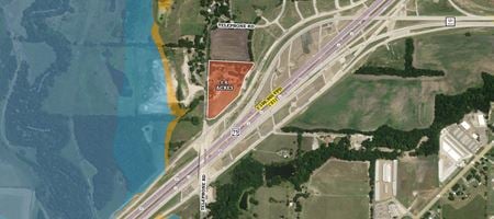 Photo of commercial space at NEC US 75 & Telephone Road (CR276) in Melissa