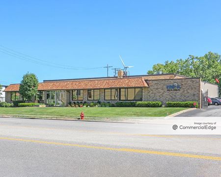 Commercial space for Rent at 1061 East 260th Street in Euclid