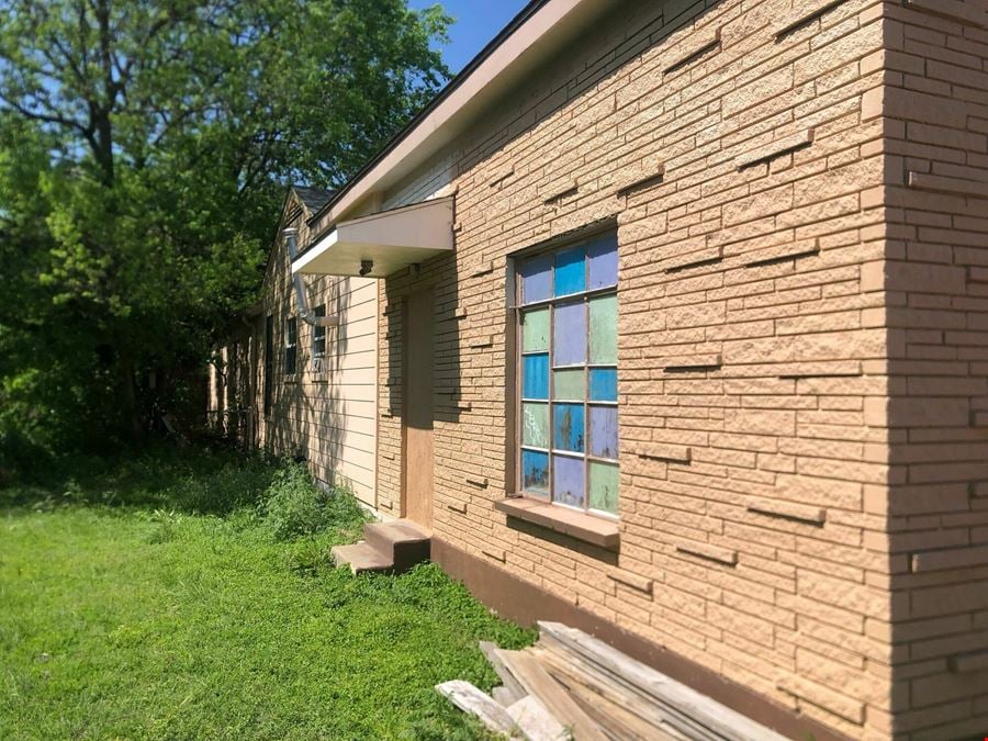 2nd Gen Dog Grooming Space For Sale/Lease