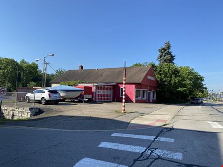 Retail space for Rent at 1906 E Railroad St in Heidelberg