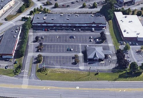 St Johns Plaza