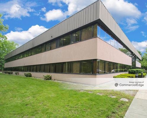 6 Trowbridge Drive