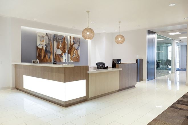 PAR - 1 Park Plaza