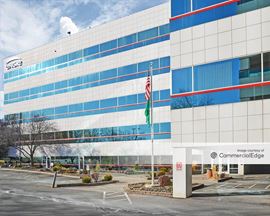 Rock Pointe East