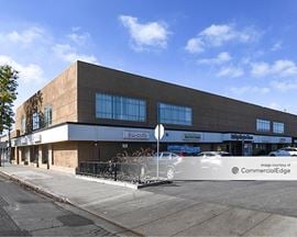 925 Main St, S.