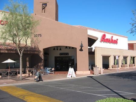 Retail space for Rent at Camp Lowell and Swan in Tucson