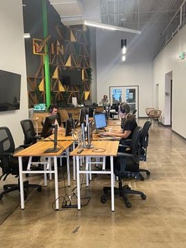 Dwell Coworking - West Gate