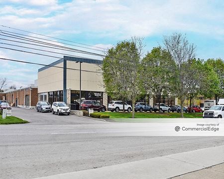 Retail space for Rent at 6715 Sawmill Road in Dublin