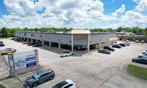 West Pearland Plaza