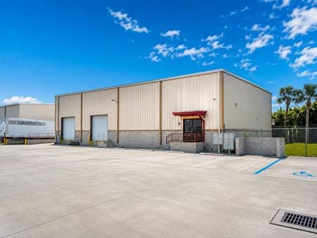 Industrial space for Rent at 913 Edwards Rd in Fort Pierce