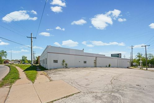 3112 | 3116 | 3124 Bellevue Rd