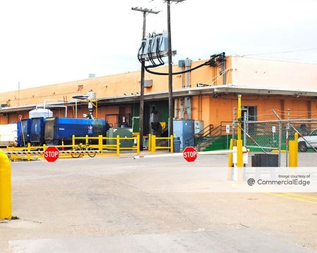 Photo of commercial space at 1400 Parker Street in Dallas