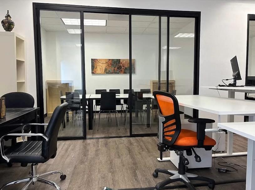 Open Desk Coworking