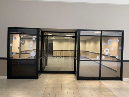 F116     Space Photo Gallery 2