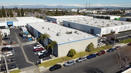 Industrial space for Rent at 7027 Motz St in Paramount