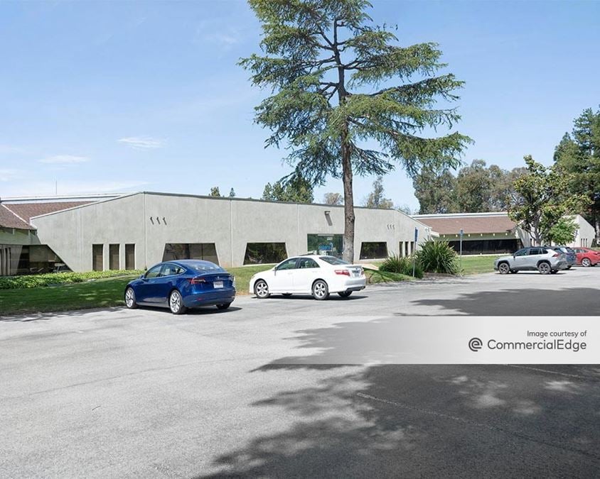 Bering / Zanker Business Park