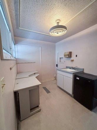 3020 Beard Rd