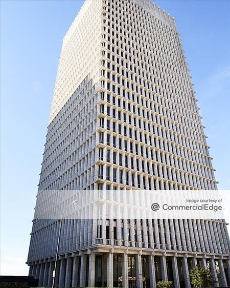 Photo of commercial space at 600 West Peachtree Street NW in Atlanta