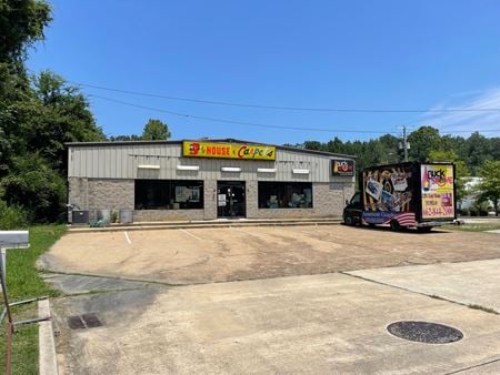 Photo of commercial space at 1291 E Main St in Tupelo