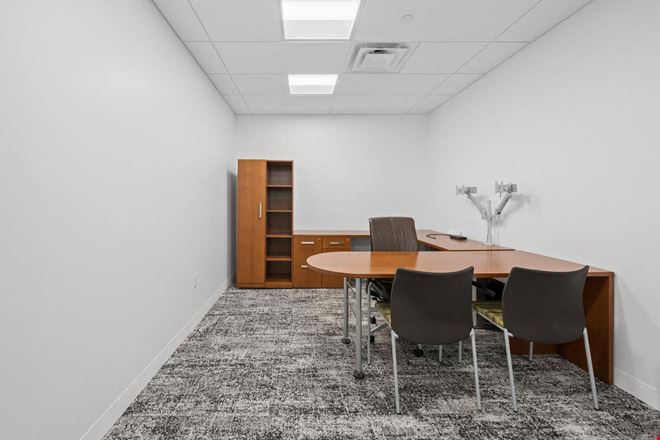 7500 Office Ridge Circle