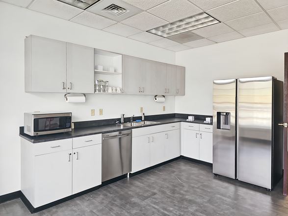 Regus - Greensboro - Weybridge Ln