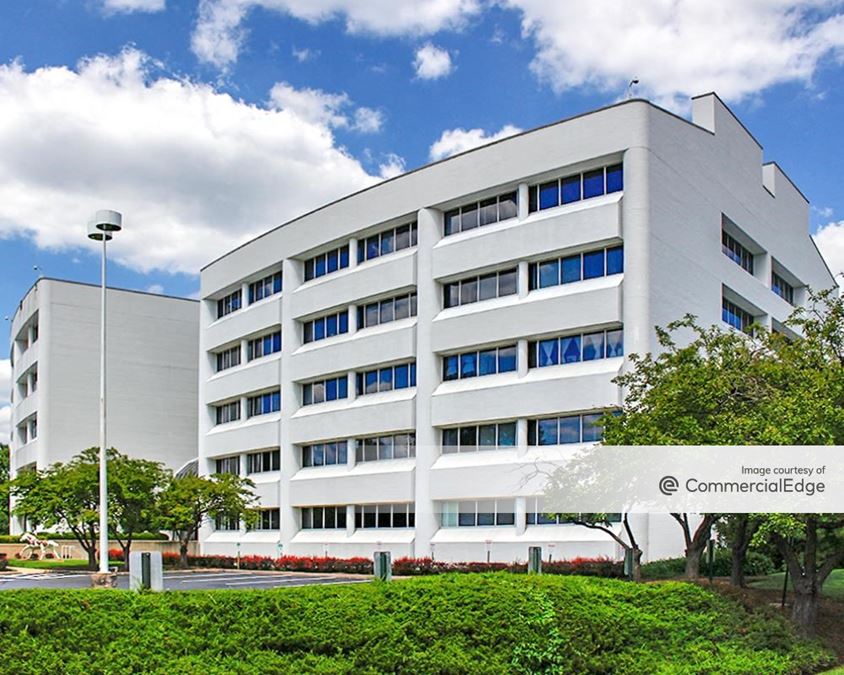 1900 Colonel Sanders Lane, Louisville, KY 40205