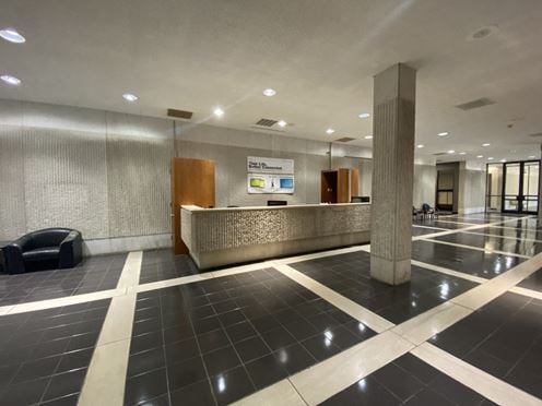 106,000 S.F. Office/Call Center