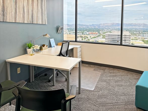 CA, Woodland Hills - Trillium Towers Center