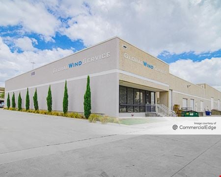 Industrial space for Rent at 1408 West Main Street in Carrollton