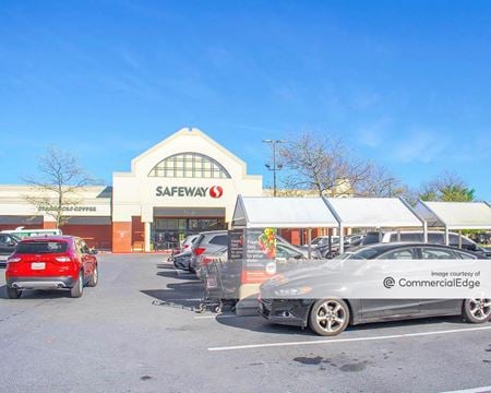 Retail space for Rent at 5485 Harpers Farm Road in Columbia