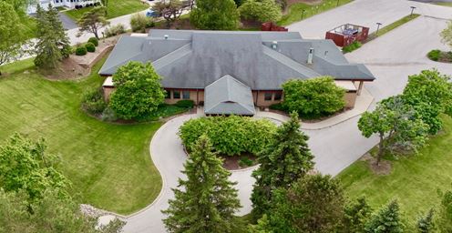 7007 N Range Line Rd