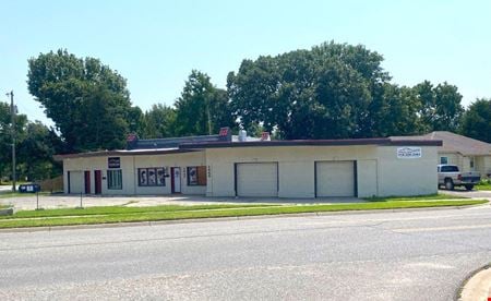 Photo of commercial space at 2945 N. Porter Ave. in Wichita