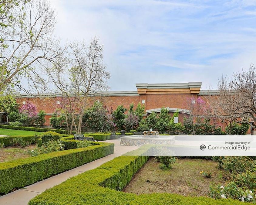 San Dimas Town Center Albertsons 220 East Bonita Avenue Retail