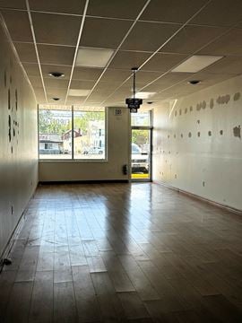 6505A & 6511 Campbell Blvd – 3 Versatile Commercial Spaces