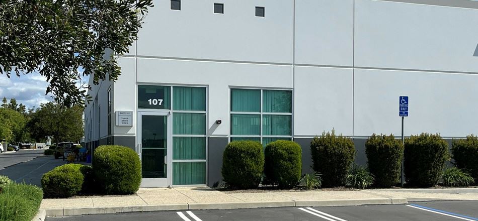 Industrial space for Rent at 2360 Eastman Ave in Ventura
