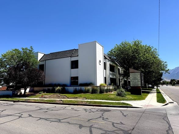 Cottonwood Medical Center