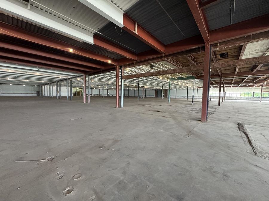 75 Tycos Drive, Toronto Ontario M6B 1W3