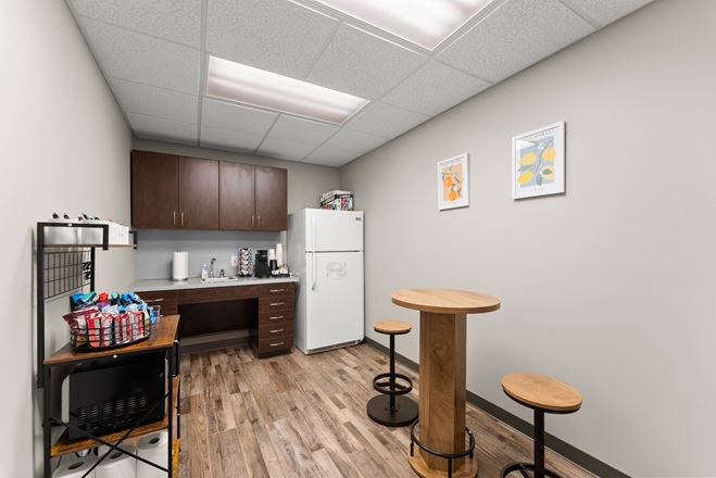 Modern Cowork - Toccoa