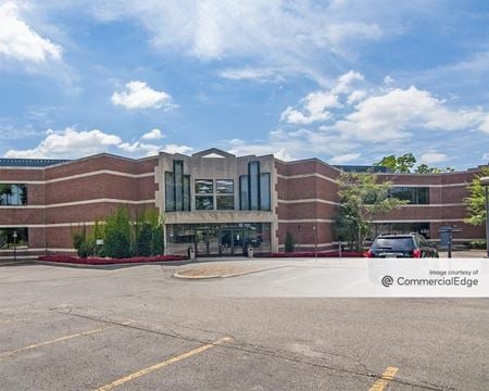 Commercial space for Rent at 1750 South Telegraph Road in Bloomfield Hills