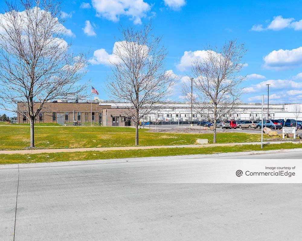 6531 Cochran Road, Solon, OH 