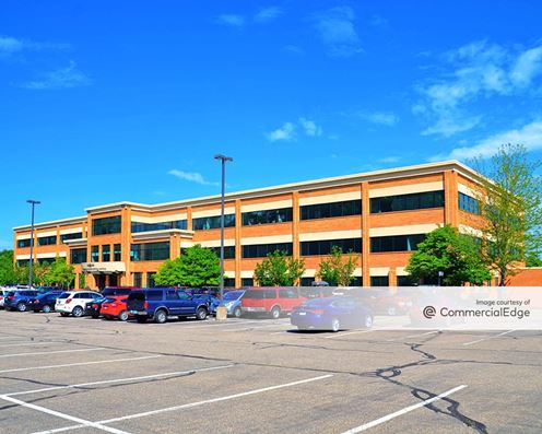 Plymouth Woods Office Center