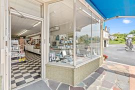 809 & 813 Montauk Hwy