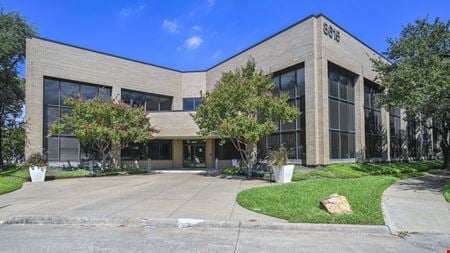 Photo of commercial space at 8615 Freeport Parkway in Irving