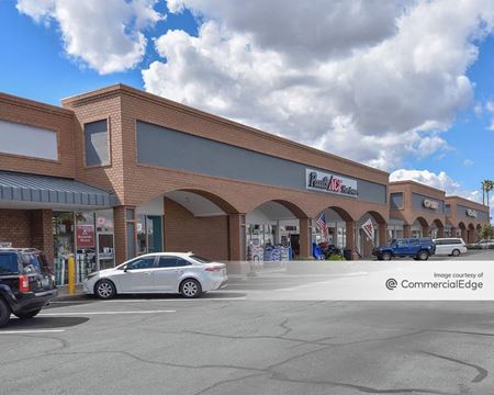 Retail space for Rent at 917 East Broadway Road in Tempe