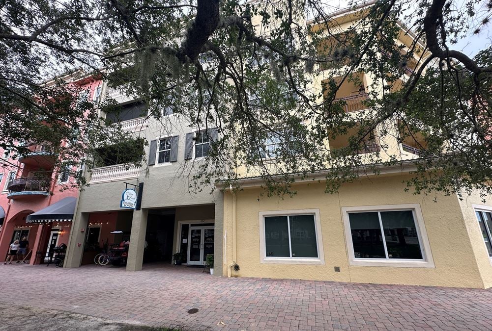 Small Investor Offering | Venetian Bay Commercial Condo