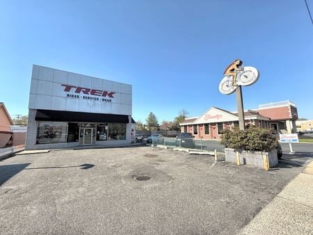 Retail space for Rent at 4828 Sunrise Highway in Massapequa Park