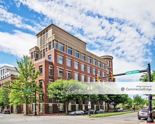 Crescent at Carlyle - 2000 Duke Street