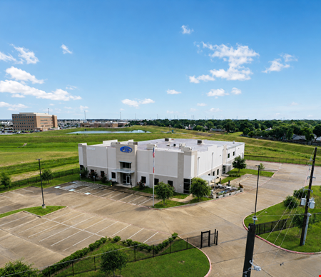Industrial space for Rent at 22932 Elkana Deane Ln. in Katy